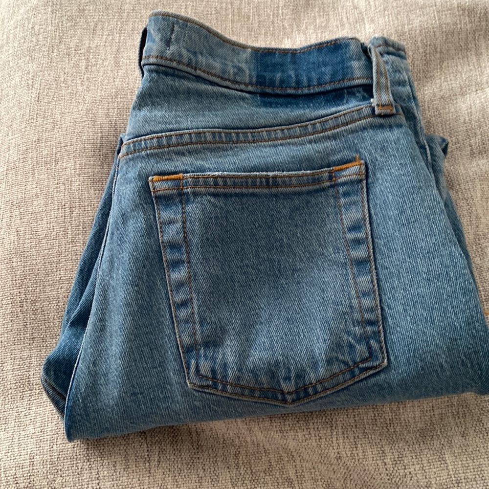 A&F Curve Love 27/4s Mid Rise Straight